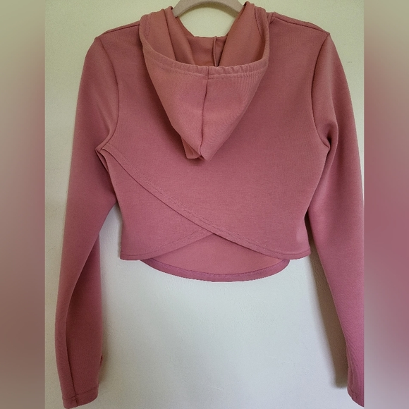 BuffBunny crop hoodie - Picture 3 of 4